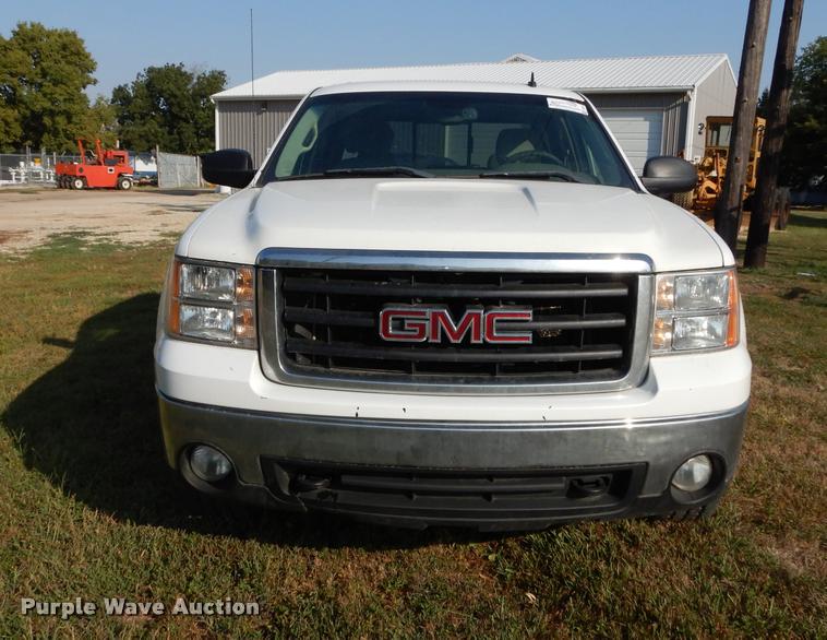 image for item DD0832 2008 GMC Sierra 1500 SLE Z71 Crew Cab pickup truck