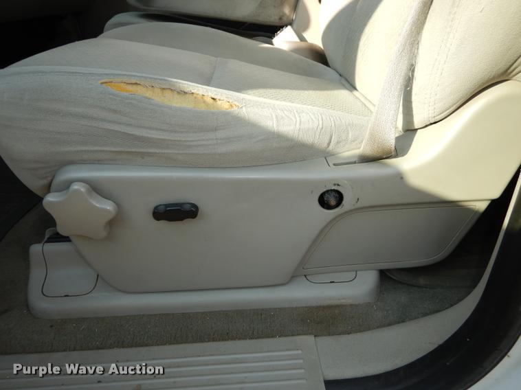 image for item DD0832 2008 GMC Sierra 1500 SLE Z71 Crew Cab pickup truck
