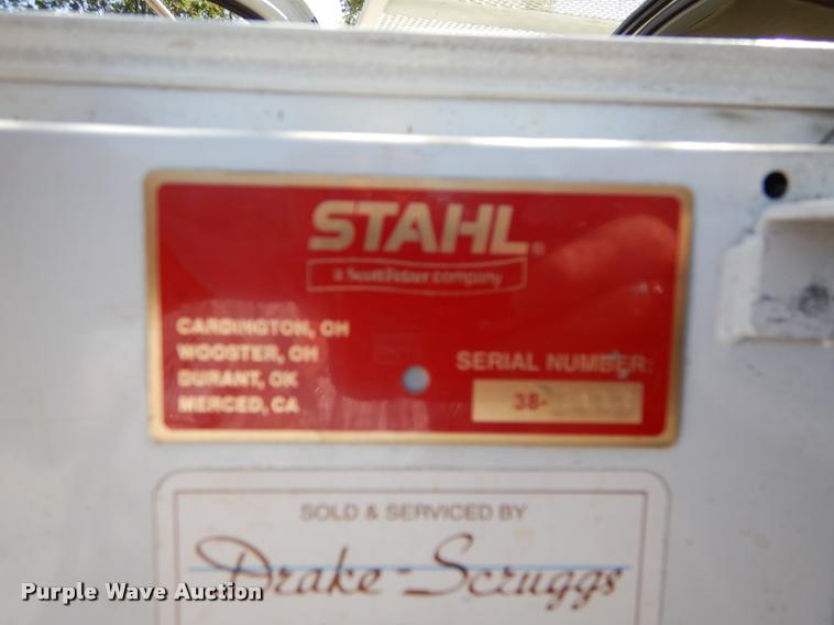 image for item DD0850 1995 Chevrolet Cheyenne 3500 bucket truck