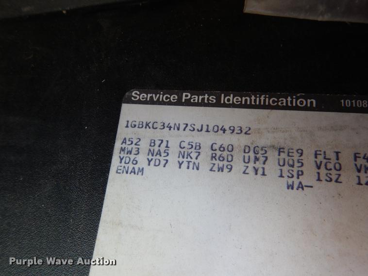 image for item DD0850 1995 Chevrolet Cheyenne 3500 bucket truck