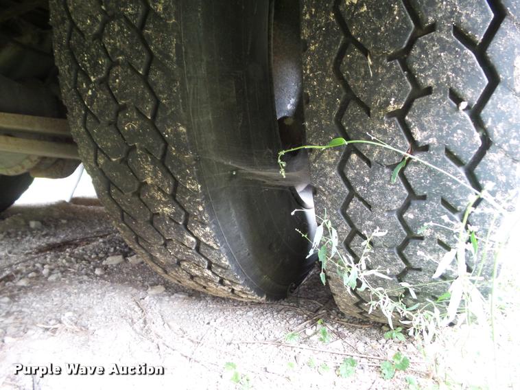 image for item DH9403 2008 Freightliner B2 school bus