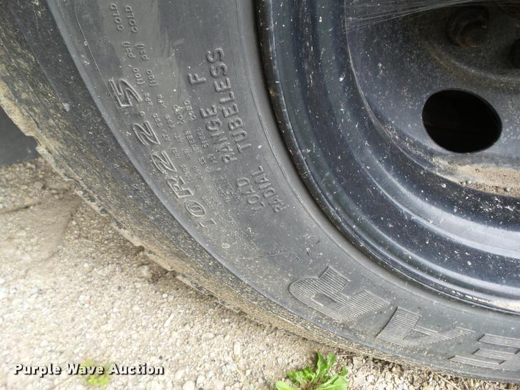 image for item DH9403 2008 Freightliner B2 school bus