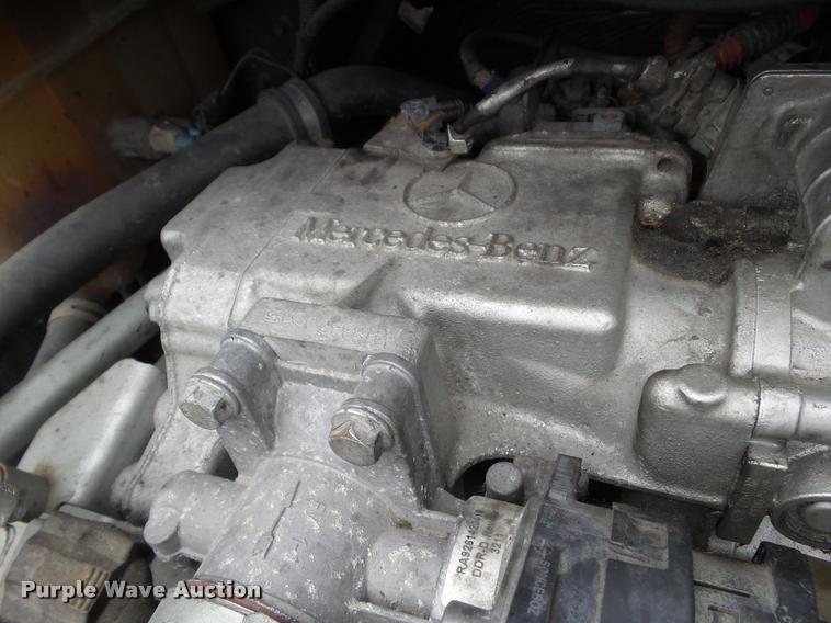 image for item DH9403 2008 Freightliner B2 school bus