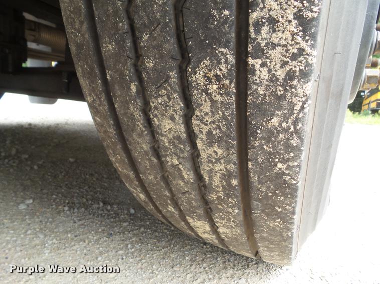 image for item DH9404 2008 Thomas 1418S school bus