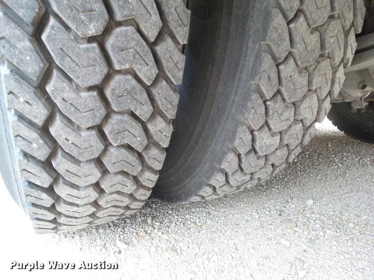 image for item DH9404 2008 Thomas 1418S school bus