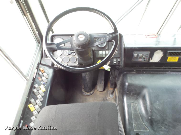 image for item DH9404 2008 Thomas 1418S school bus