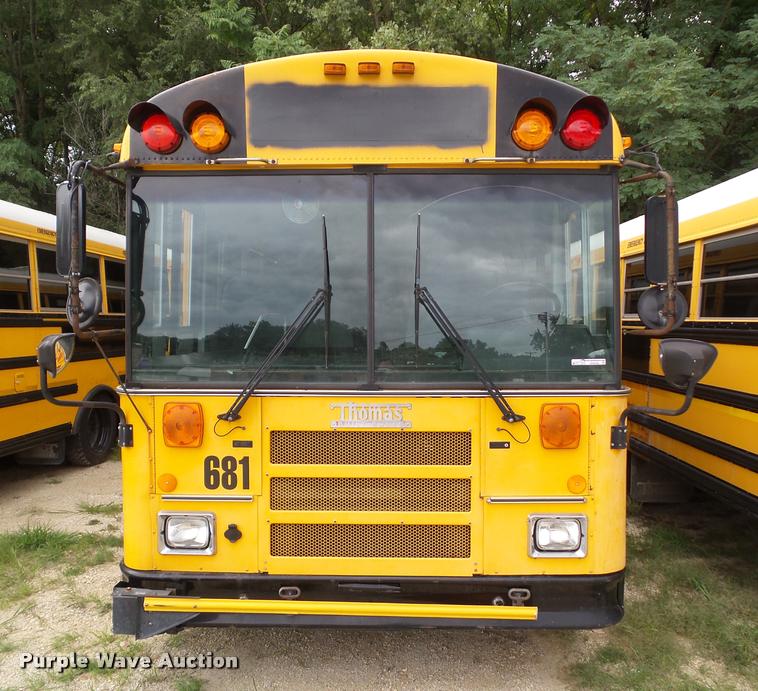 image for item DH9408 2004 Thomas Built 1418S school bus