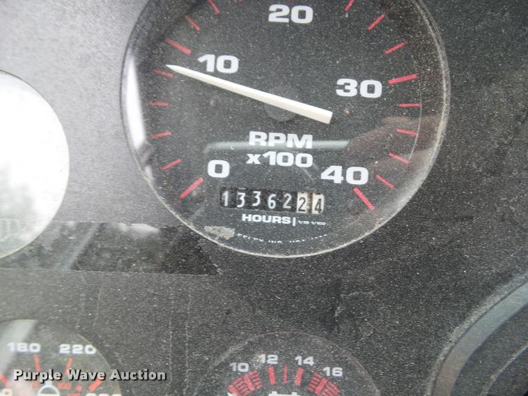 image for item DH9408 2004 Thomas Built 1418S school bus