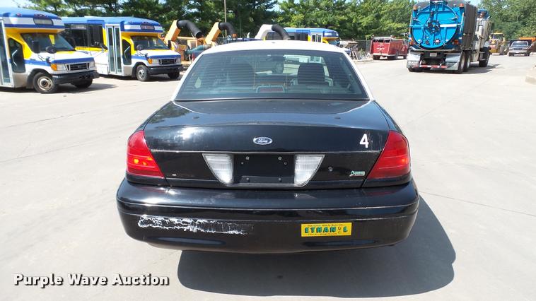 image for item DP9967 2011 Ford Crown Victoria Police Interceptor