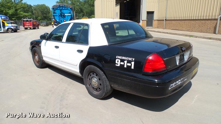 image for item DP9967 2011 Ford Crown Victoria Police Interceptor