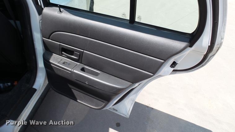 image for item DP9967 2011 Ford Crown Victoria Police Interceptor