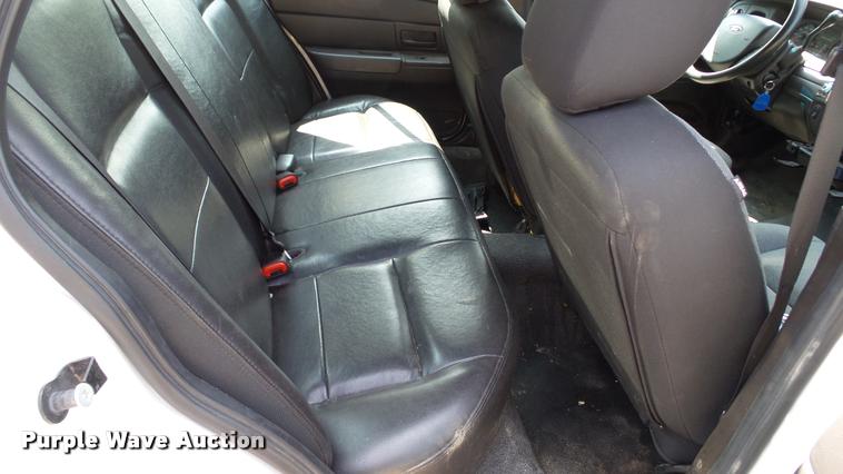 image for item DP9967 2011 Ford Crown Victoria Police Interceptor