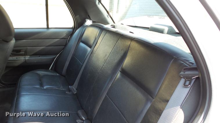 image for item DP9967 2011 Ford Crown Victoria Police Interceptor