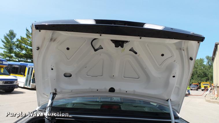 image for item DP9967 2011 Ford Crown Victoria Police Interceptor