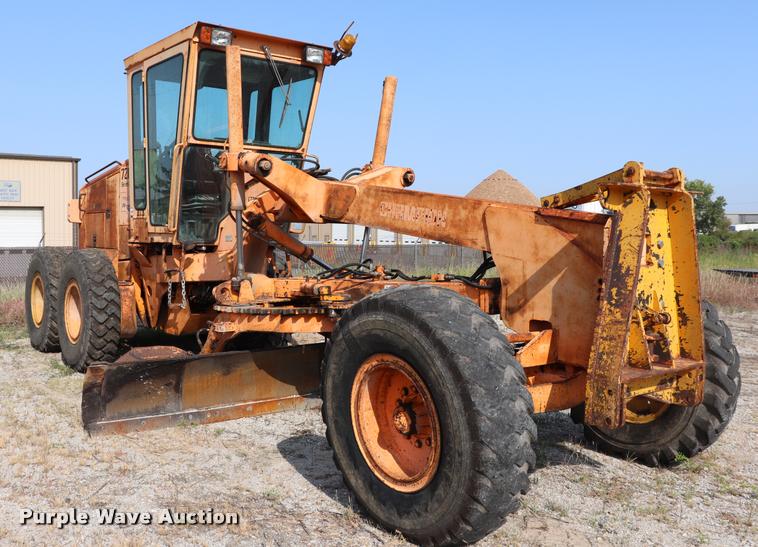 image for item DQ9308 1992 Champion 720A rigid frame motor grader