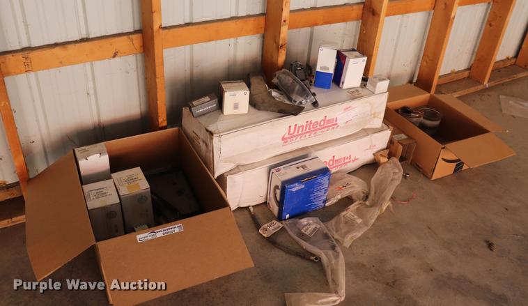 image for item DQ9357 Automotive parts