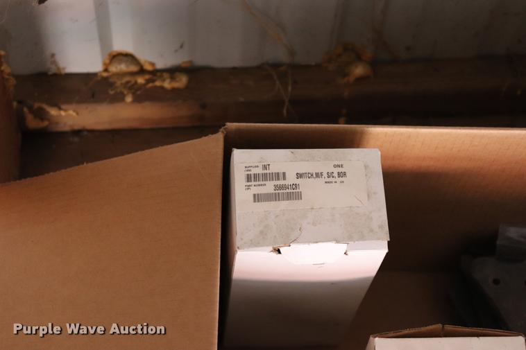 image for item DQ9357 Automotive parts