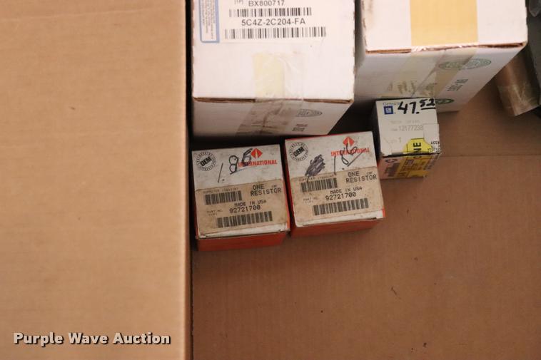 image for item DQ9357 Automotive parts