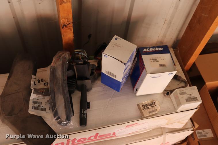 image for item DQ9357 Automotive parts