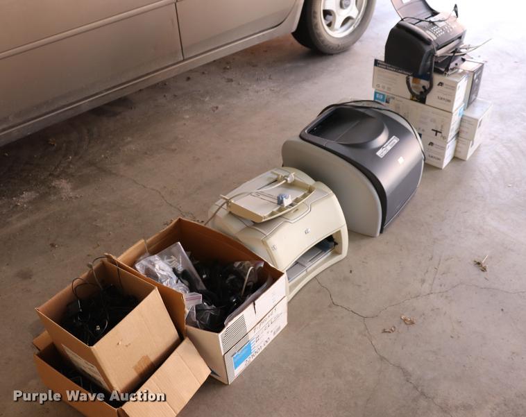 image for item DQ9359 Office equipment