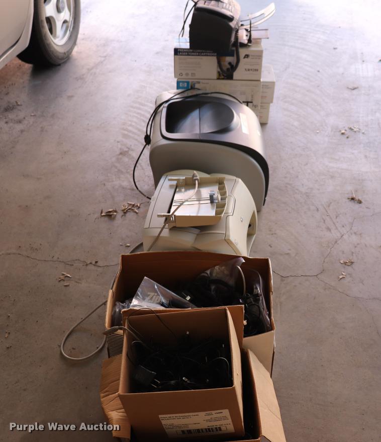 image for item DQ9359 Office equipment