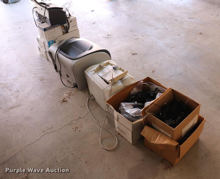 image for item DQ9359 Office equipment