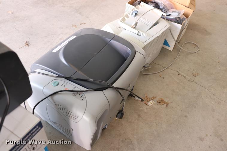 image for item DQ9359 Office equipment