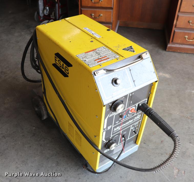 image for item DQ9360 Esab Migmaster 250 welder