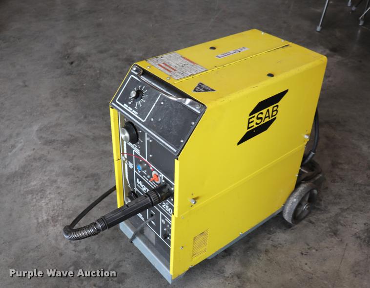 image for item DQ9362 Esab Migmaster 250 welder