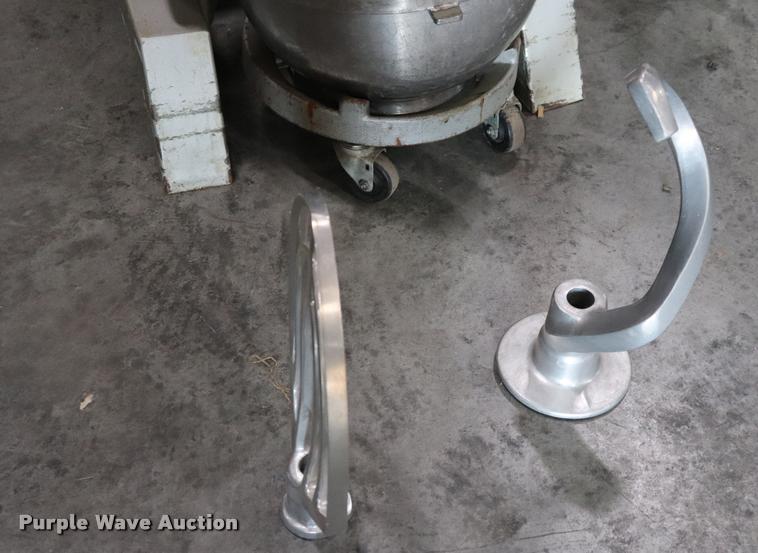 image for item DQ9364 Restaurant equipment