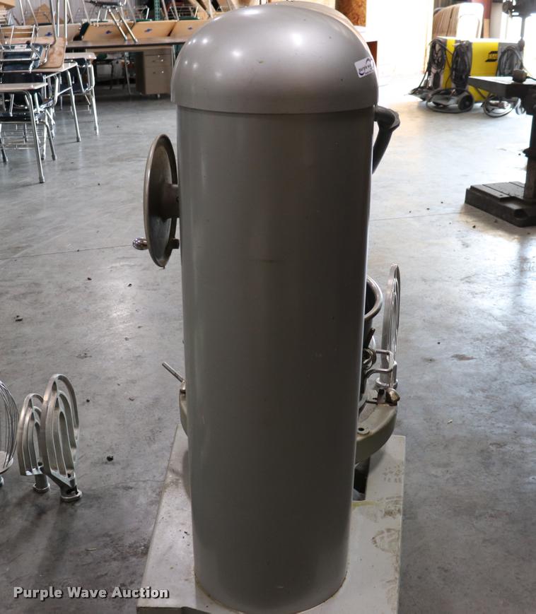 image for item DQ9364 Restaurant equipment