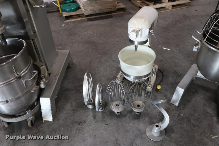 image for item DQ9364 Restaurant equipment