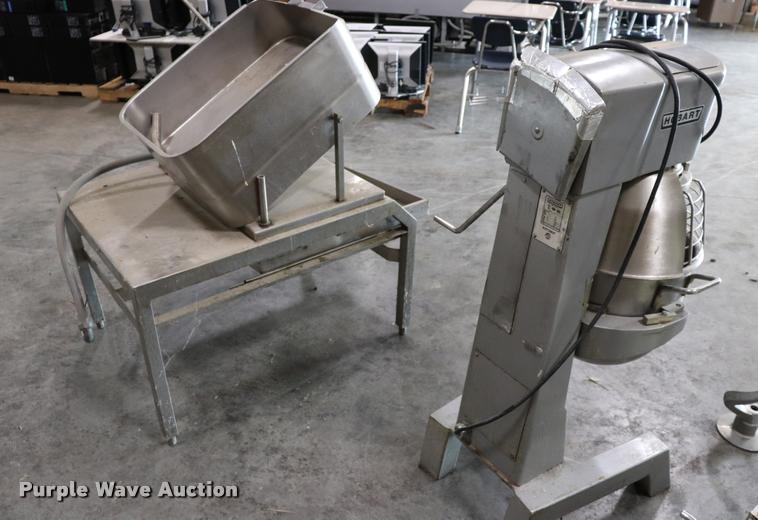 image for item DQ9364 Restaurant equipment