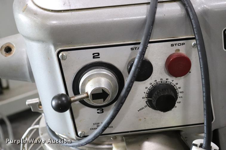 image for item DQ9364 Restaurant equipment