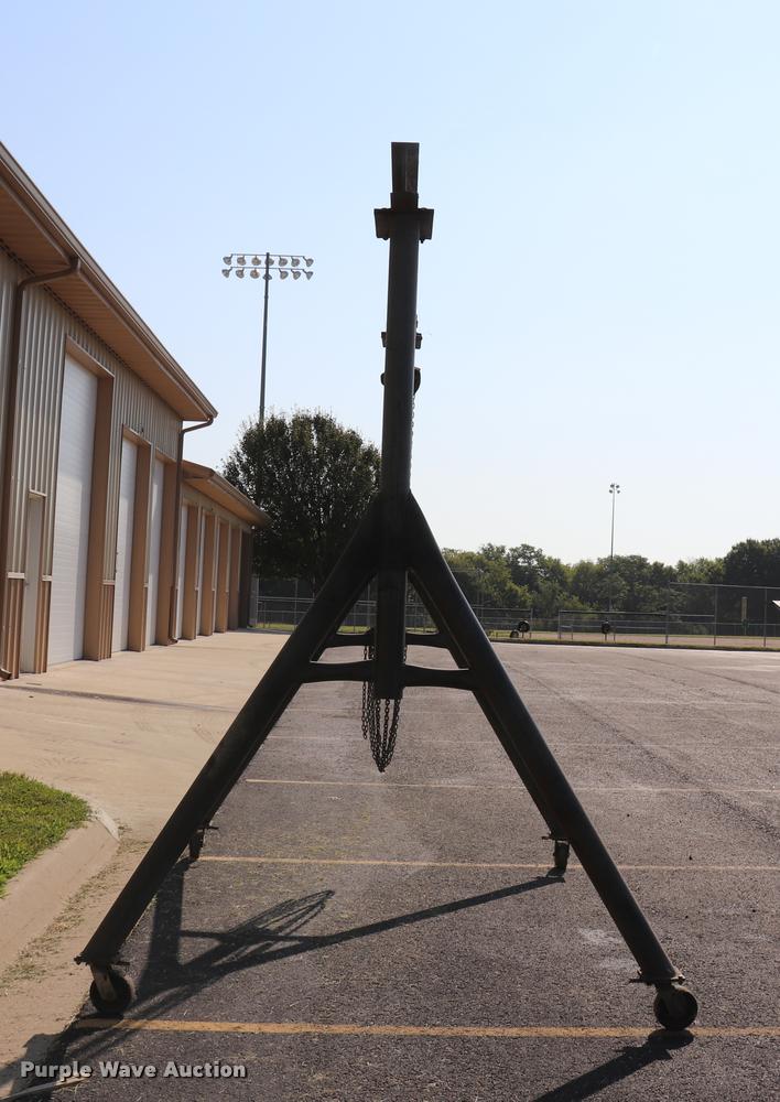 image for item DQ9365 Shop built winch stand