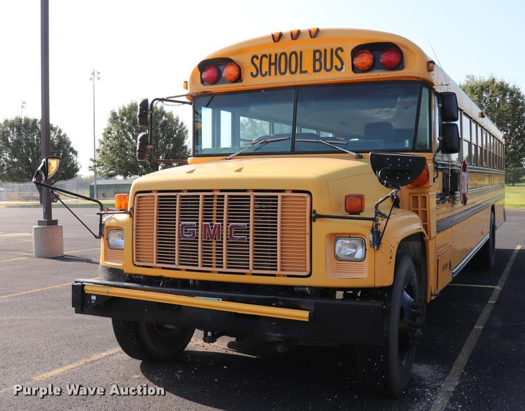 image for item DQ9366 1999 GMC B7 school bus