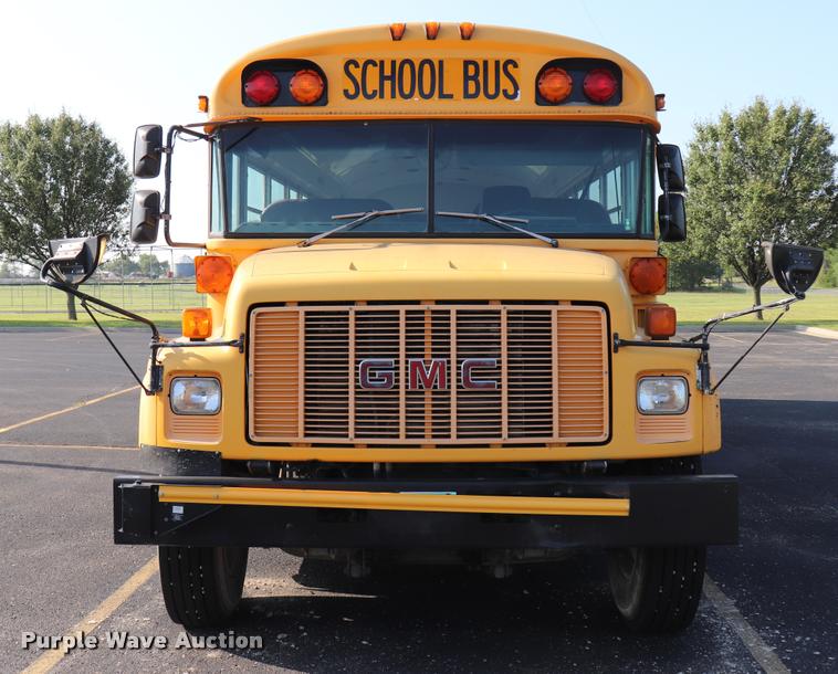 image for item DQ9366 1999 GMC B7 school bus