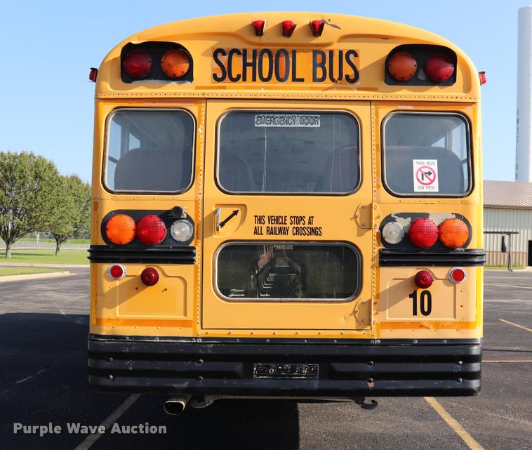 image for item DQ9366 1999 GMC B7 school bus