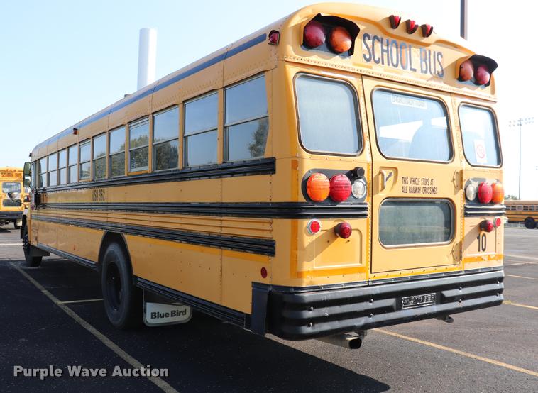 image for item DQ9366 1999 GMC B7 school bus