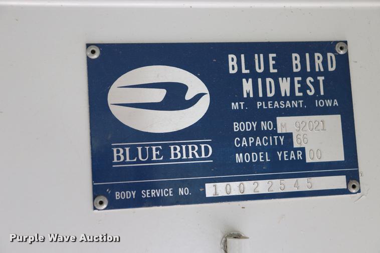 image for item DQ9366 1999 GMC B7 school bus