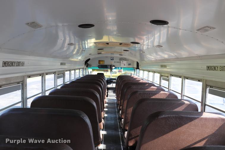 image for item DQ9366 1999 GMC B7 school bus