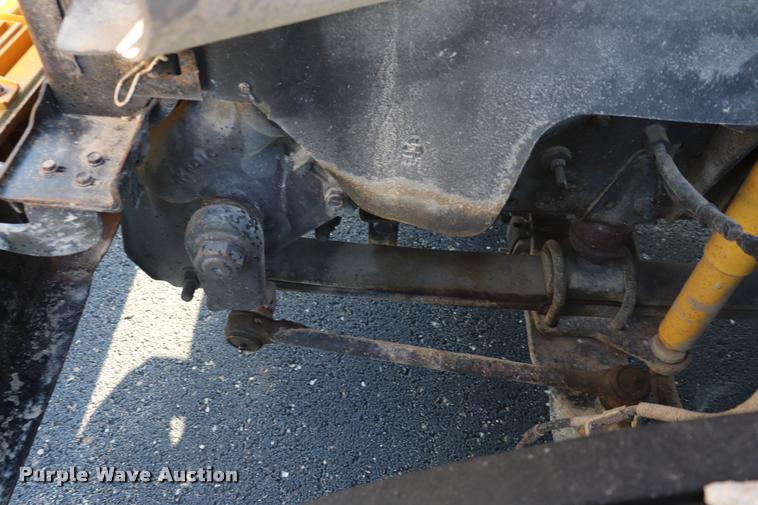 image for item DQ9366 1999 GMC B7 school bus