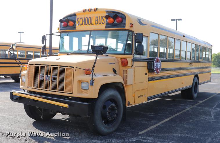 image for item DQ9367 2001 GMC B7 school bus