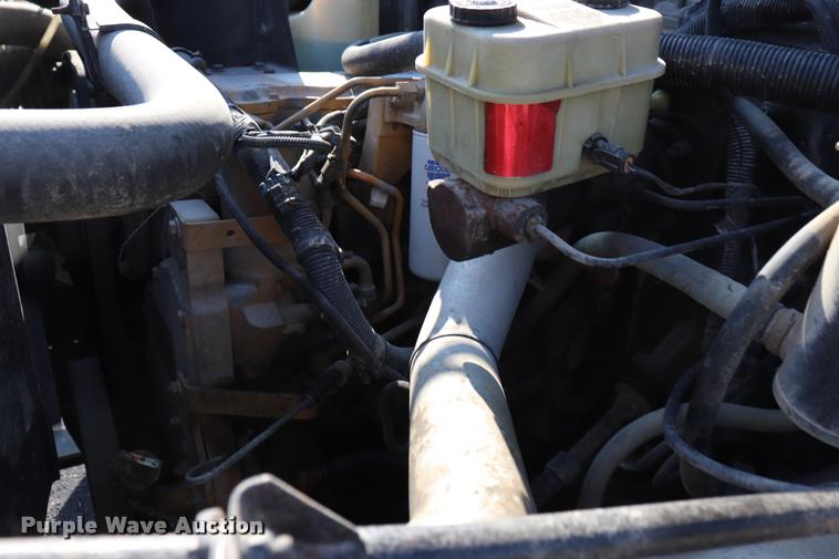 image for item DQ9367 2001 GMC B7 school bus