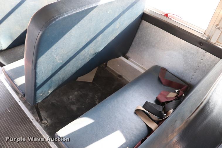 image for item DQ9369 2001 GMC Savana G3500 Cargo school bus