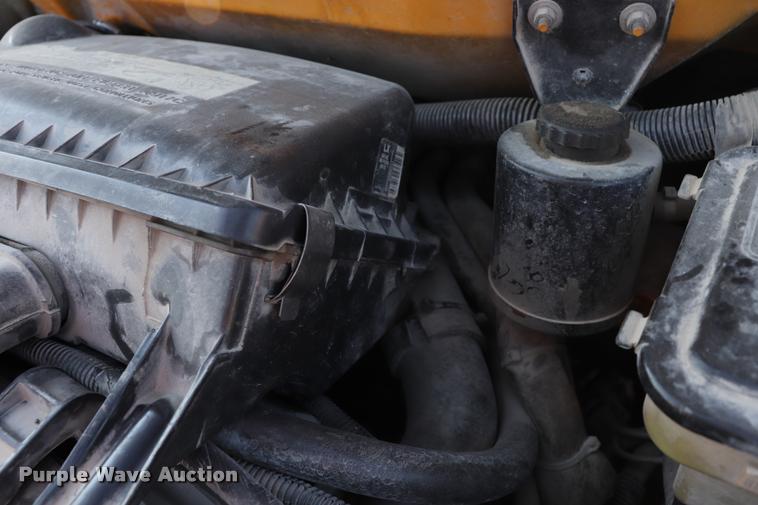 image for item DQ9369 2001 GMC Savana G3500 Cargo school bus