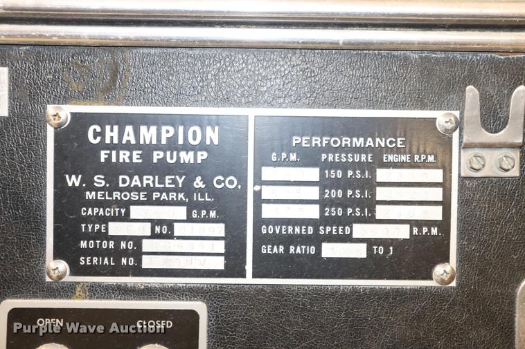 image for item DQ9372 1980 Ford F700 fire truck