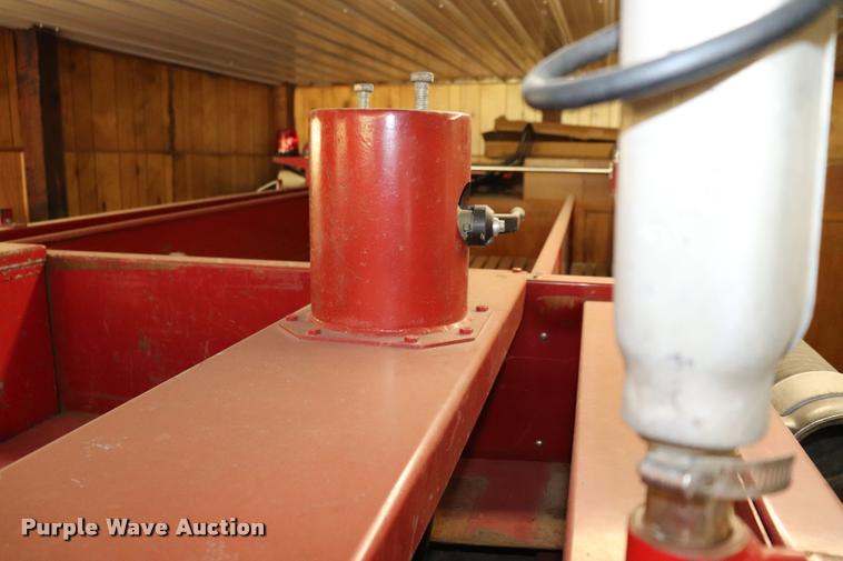 image for item DQ9372 1980 Ford F700 fire truck