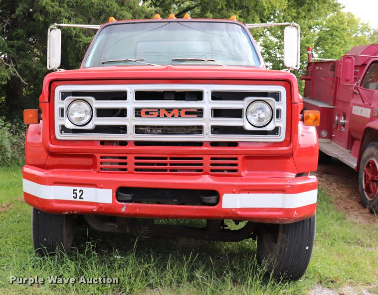 image for item DQ9373 1980 GMC Sierra 7000 fire truck