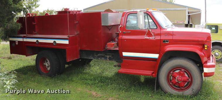 image for item DQ9373 1980 GMC Sierra 7000 fire truck